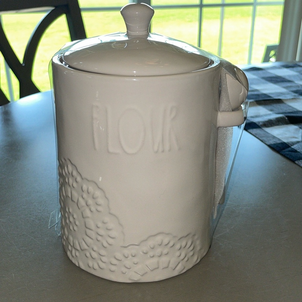Rae Dunn Flour Canister with Measuring Spoon